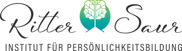 Logo von Ritter & Saur Institut für Persönlichkeitsbildung mit stilisiertem Baum in einem grünen und blauen Kreis zwischen den Worten.